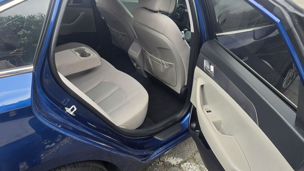 2017 Hyundai Sonata Image 10