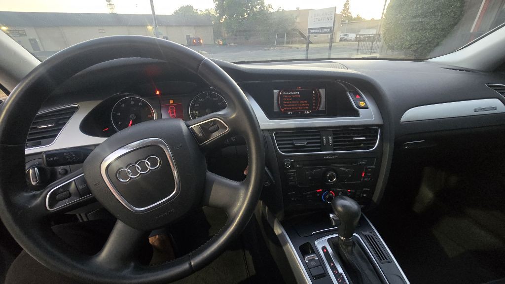 2011 Audi A4 Image 18