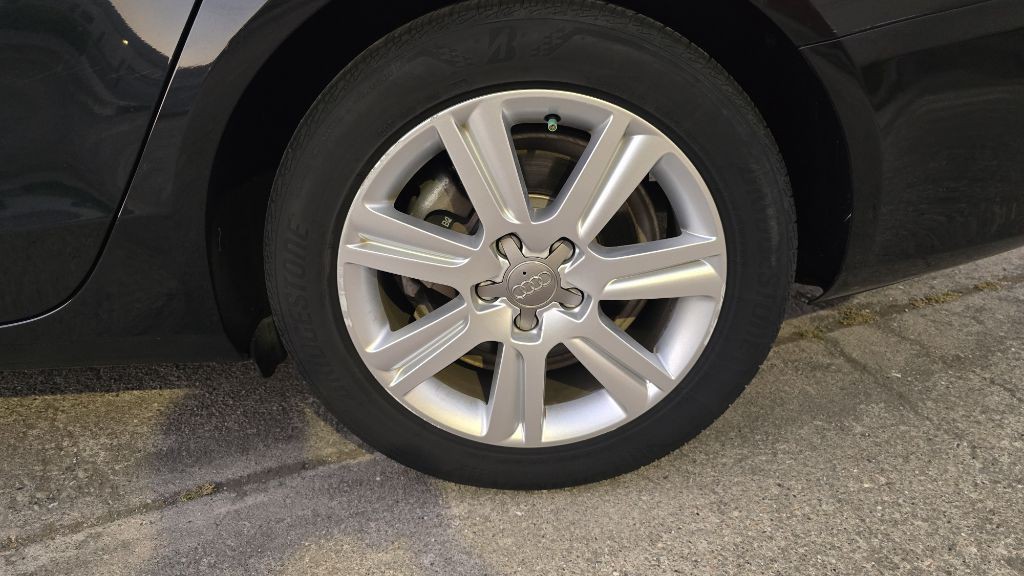 2011 Audi A4 Image 23