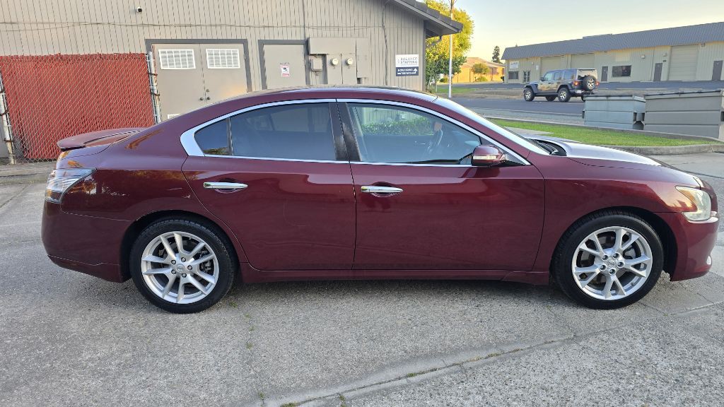 2013 Nissan Maxima Image 4