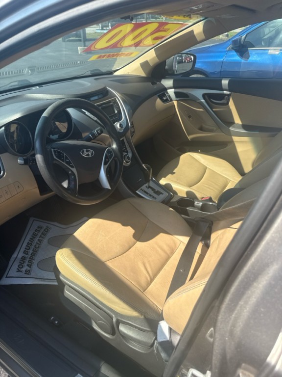 2012 Hyundai Elantra Image 9