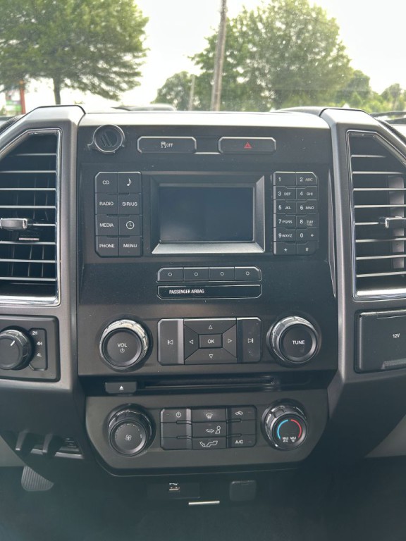 2016 Ford F-150 Image 11