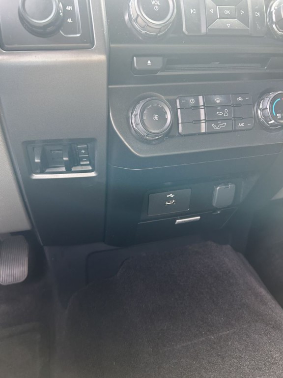 2016 Ford F-150 Image 12