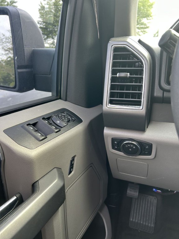 2016 Ford F-150 Image 13