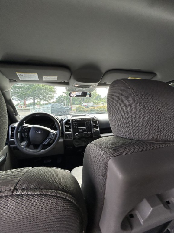 2016 Ford F-150 Image 18