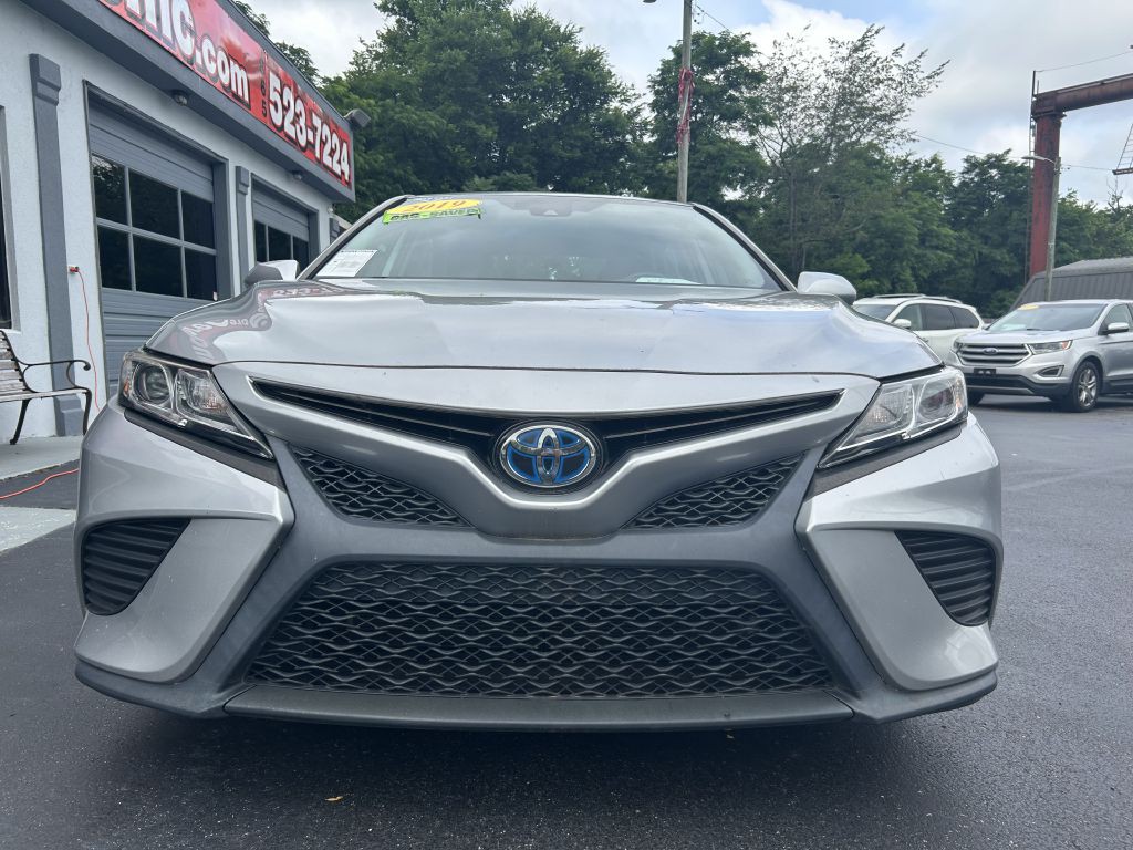 2019 Toyota Camry Image 3