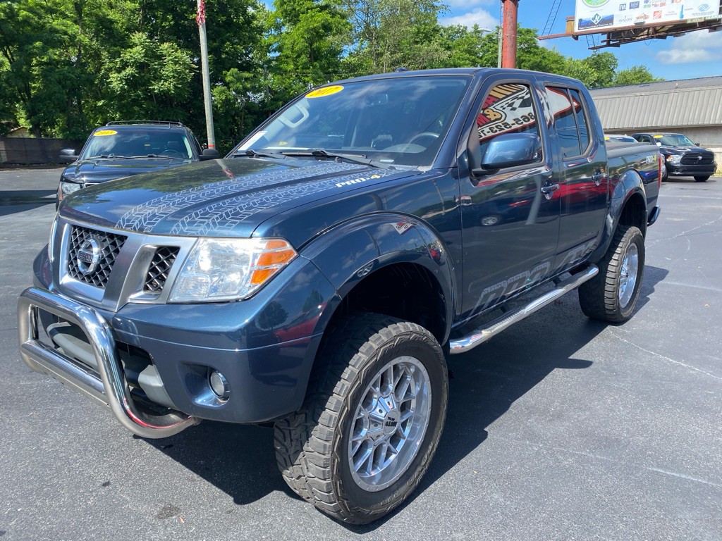 2017 Nissan Frontier Image 3