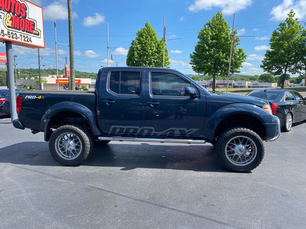 2017 Nissan Frontier Image 8