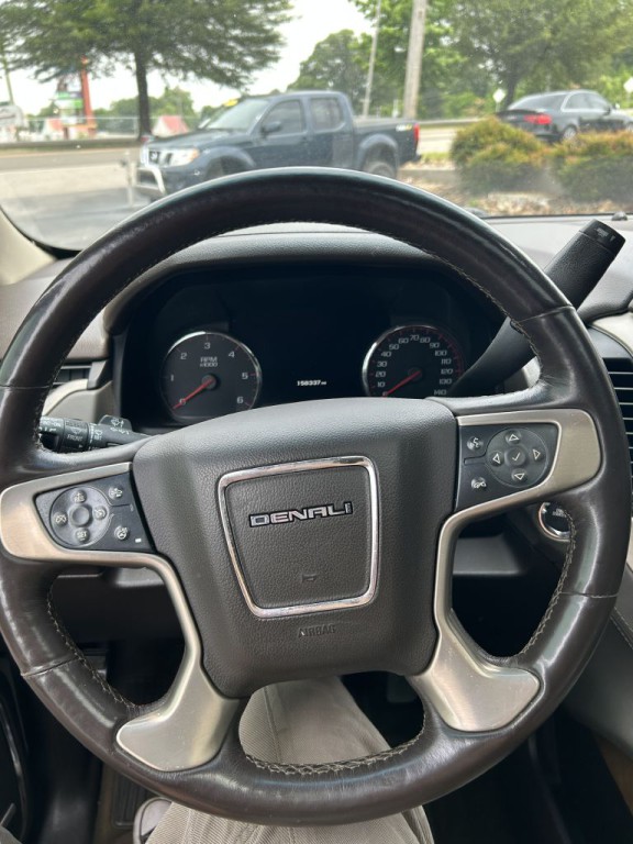 2015 GMC Yukon Image 15