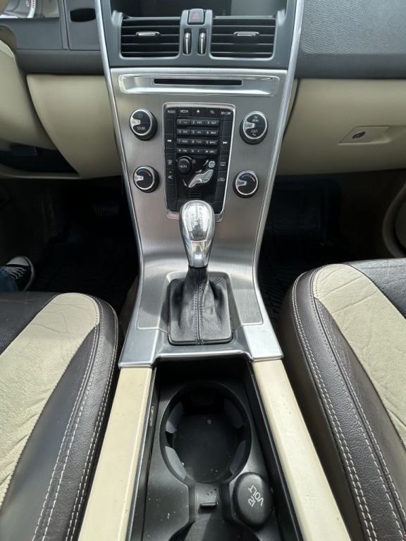 2013 Volvo XC60 Image 13