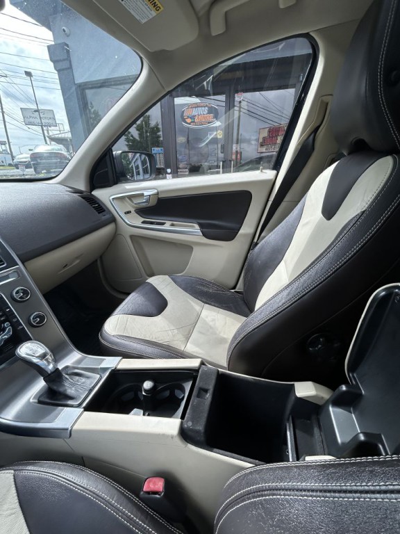 2013 Volvo XC60 Image 14