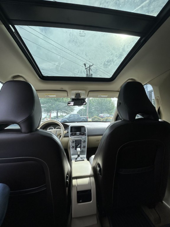 2013 Volvo XC60 Image 17