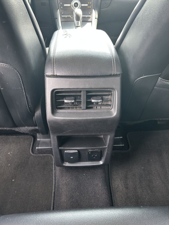 2017 Ford Edge Image 22