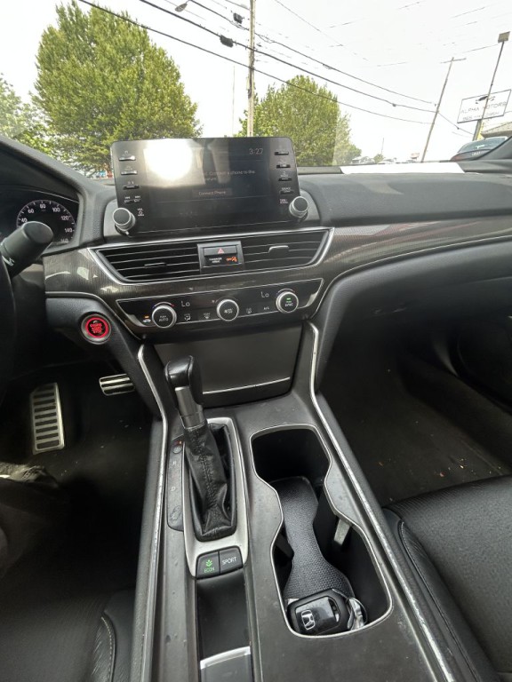 2018 Honda Accord Image 11