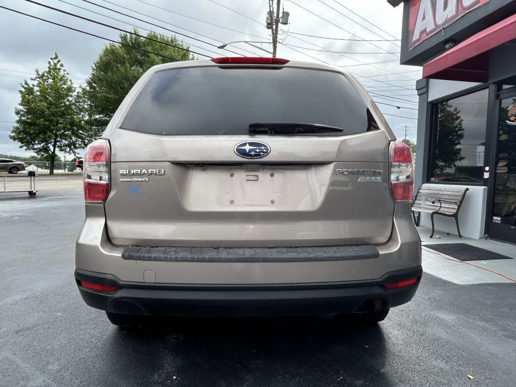 2014 Subaru Forester Image 7