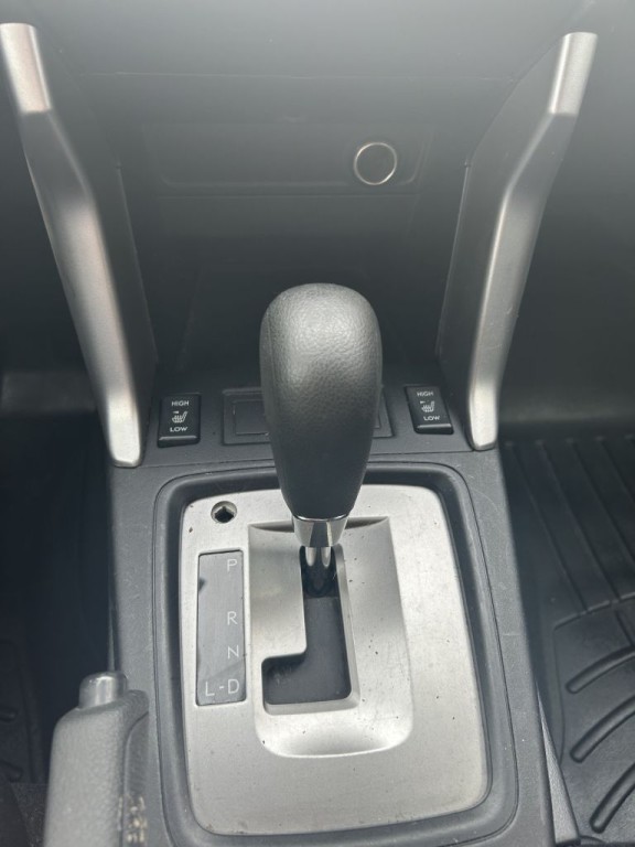 2014 Subaru Forester Image 12