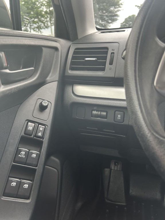 2014 Subaru Forester Image 16