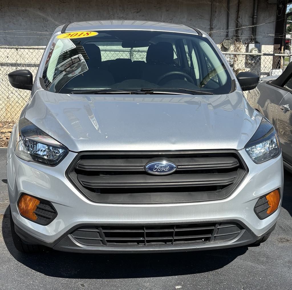 2018 Ford Escape Image 2