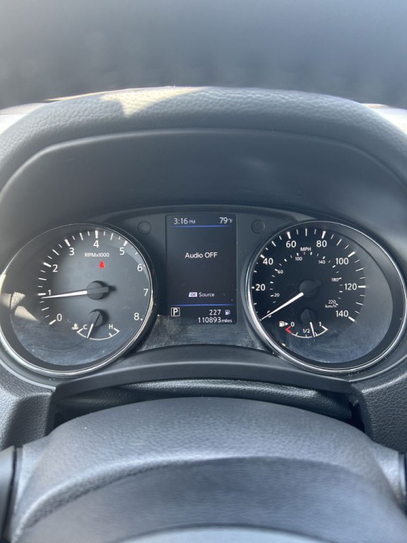 2020 Nissan Rogue Image 10