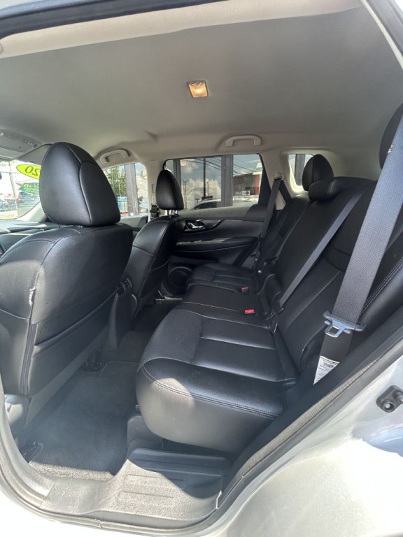 2020 Nissan Rogue Image 19