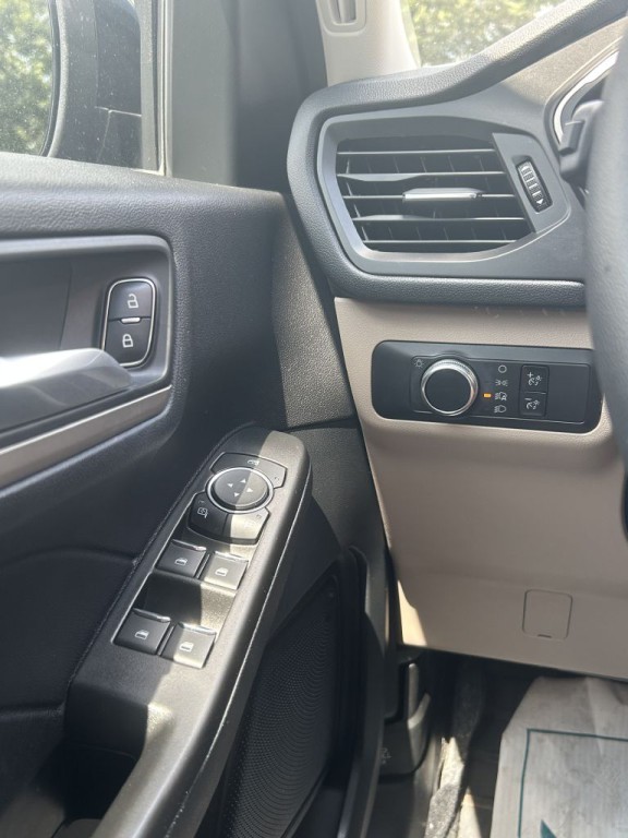 2021 Ford Escape Image 11