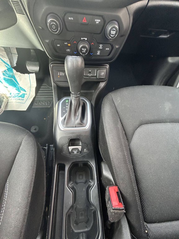 2020 Jeep Renegade Image 13