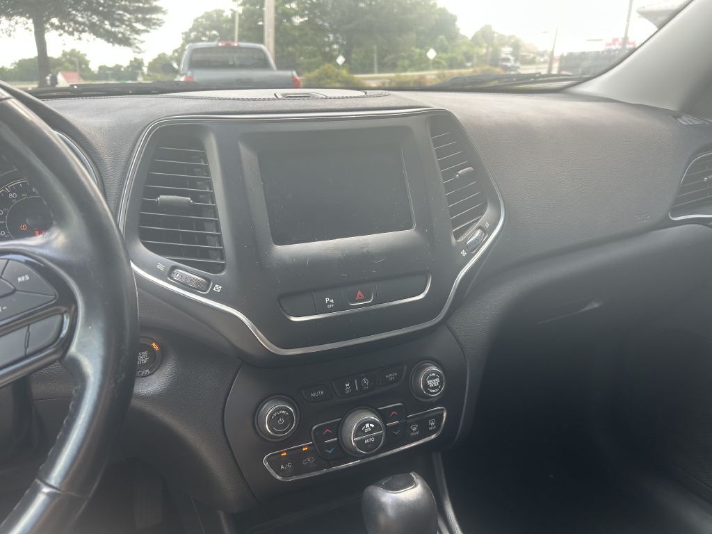 2020 Jeep Cherokee Image 12