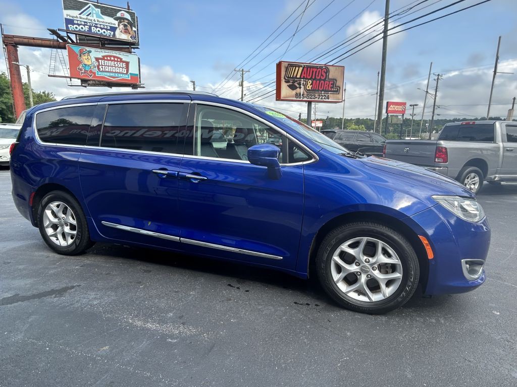 2020 Chrysler Pacifica Image 4