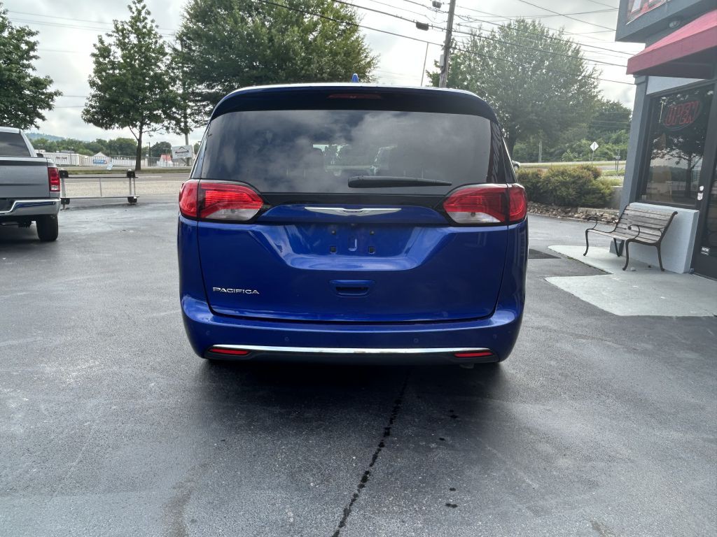 2020 Chrysler Pacifica Image 6