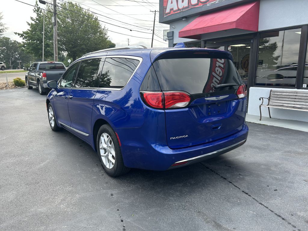 2020 Chrysler Pacifica Image 7