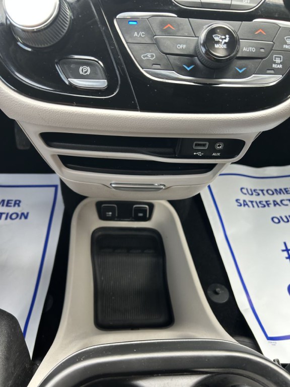 2020 Chrysler Pacifica Image 13