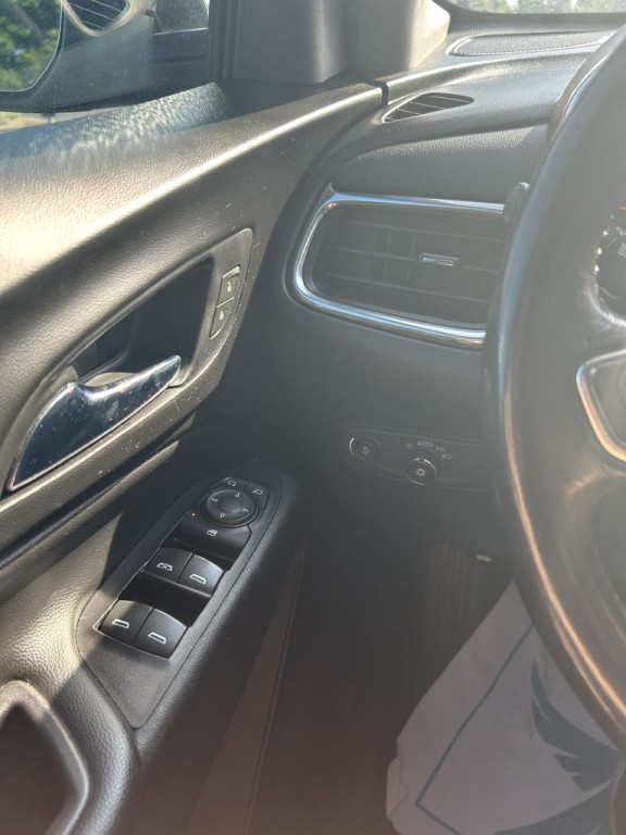 2019 Chevrolet Equinox Image 9