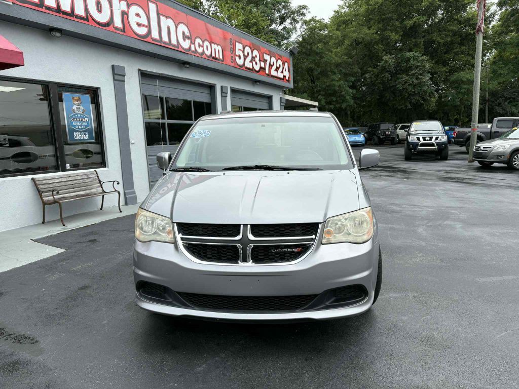 2014 Dodge Grand Caravan Image 2