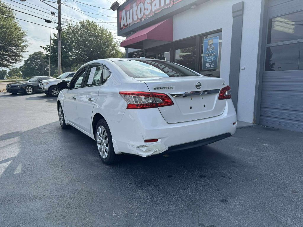 2015 Nissan Sentra Image 3