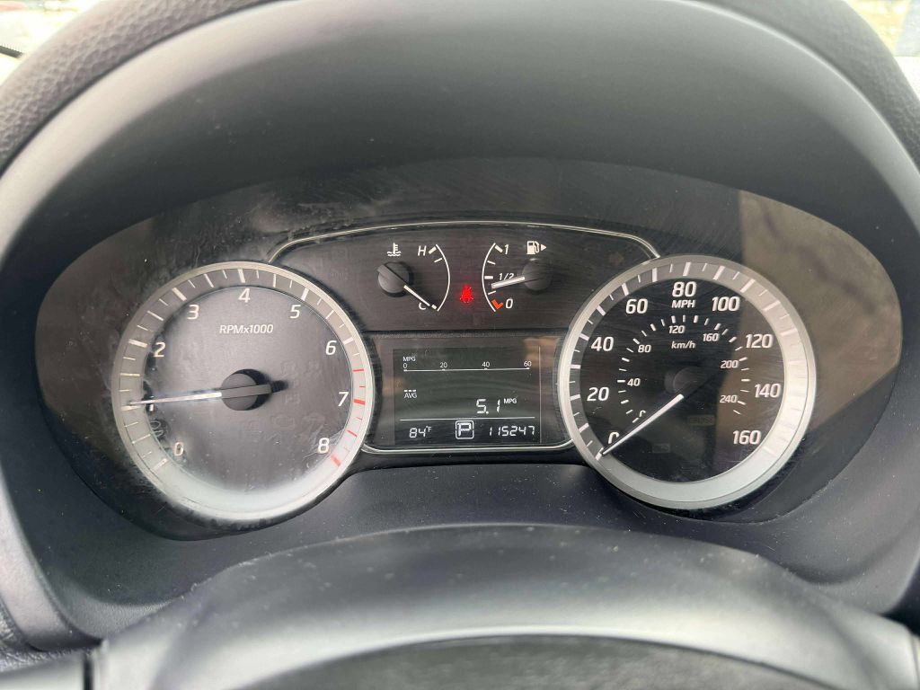 2015 Nissan Sentra Image 9