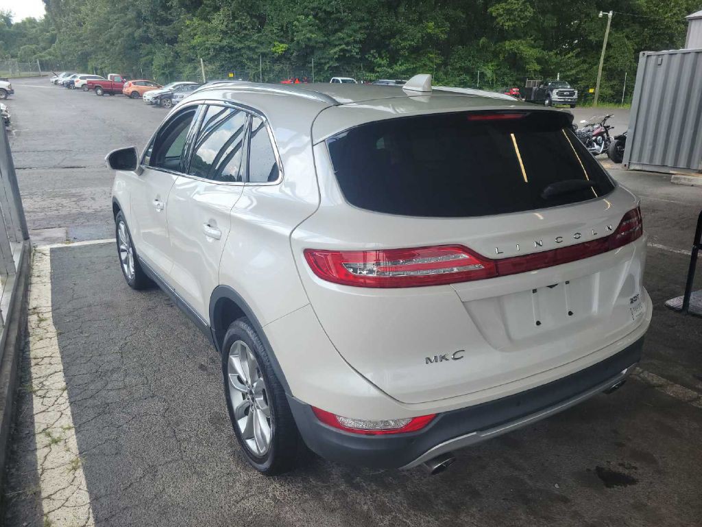 2017 Lincoln MKC Image 4