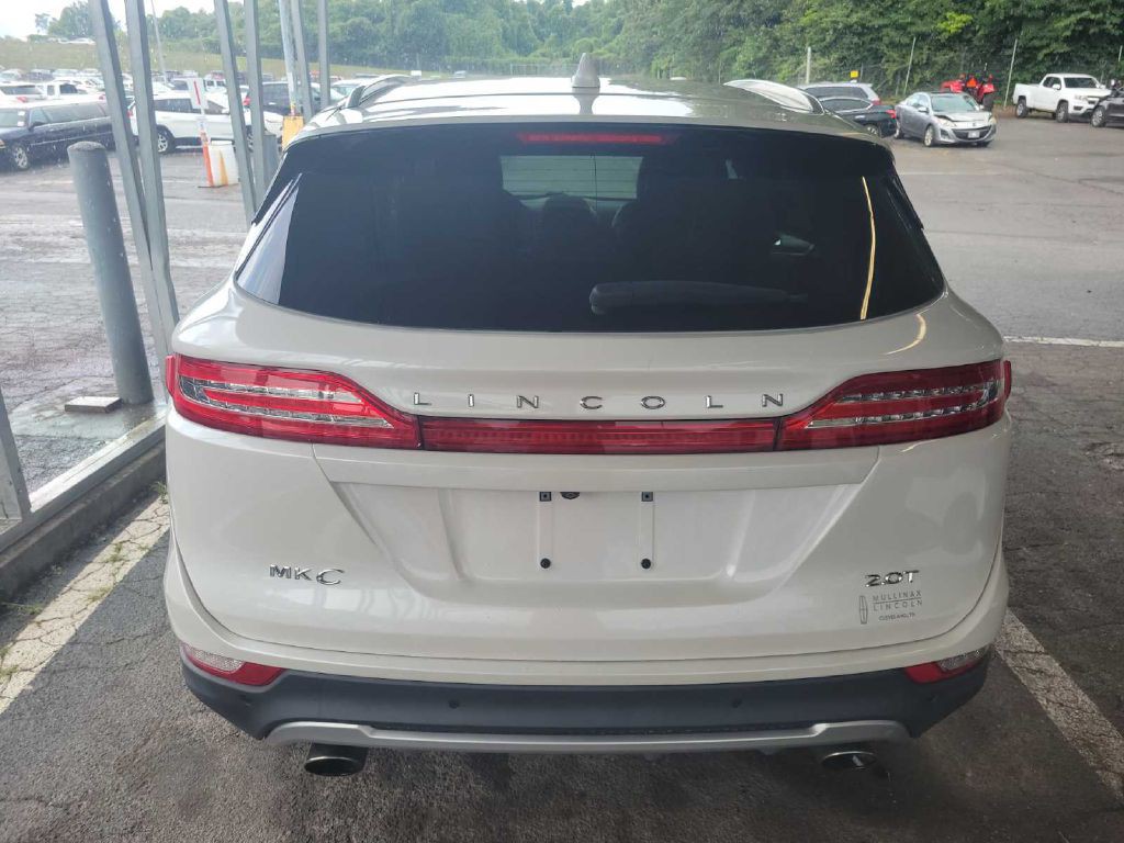 2017 Lincoln MKC Image 5