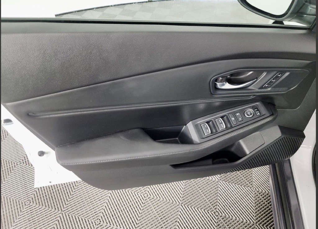 2023 Honda Accord Image 14