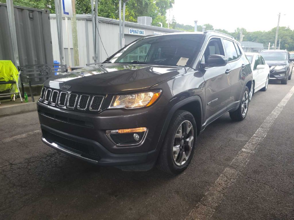 2019 Jeep Compass Image 1