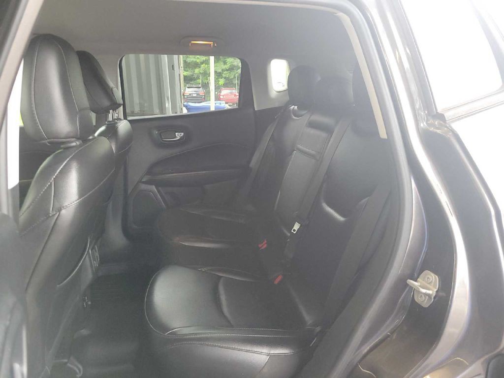 2019 Jeep Compass Image 7