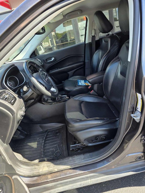 2019 Jeep Compass Image 6