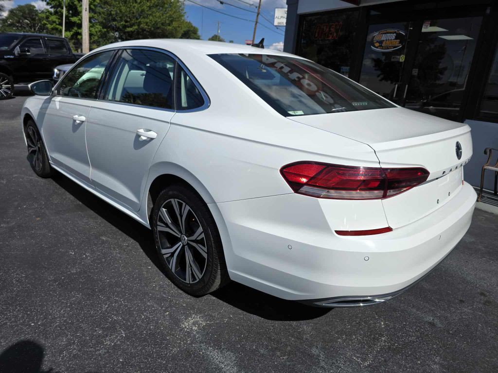 2020 Volkswagen Passat Image 4