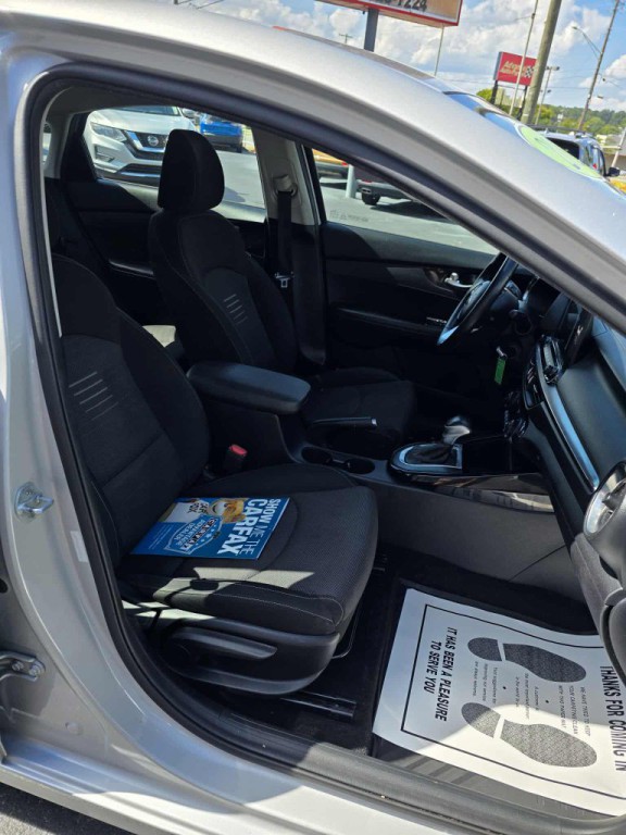 2019 Kia Forte Image 9