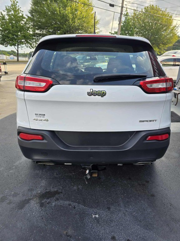 2017 Jeep Cherokee Image 9