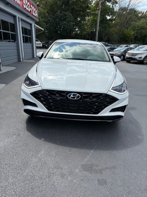 2021 Hyundai Sonata Image 2