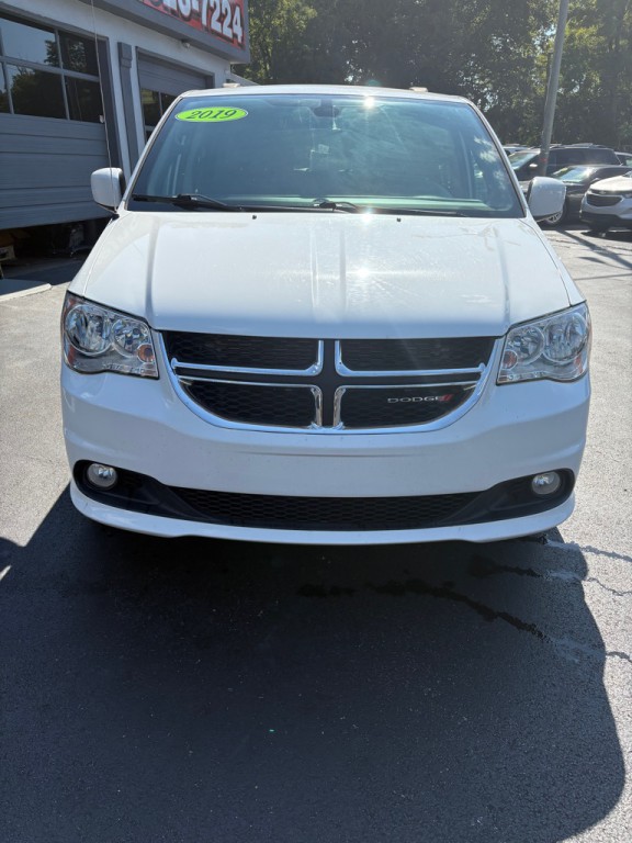 2019 Dodge Grand Caravan Image 2