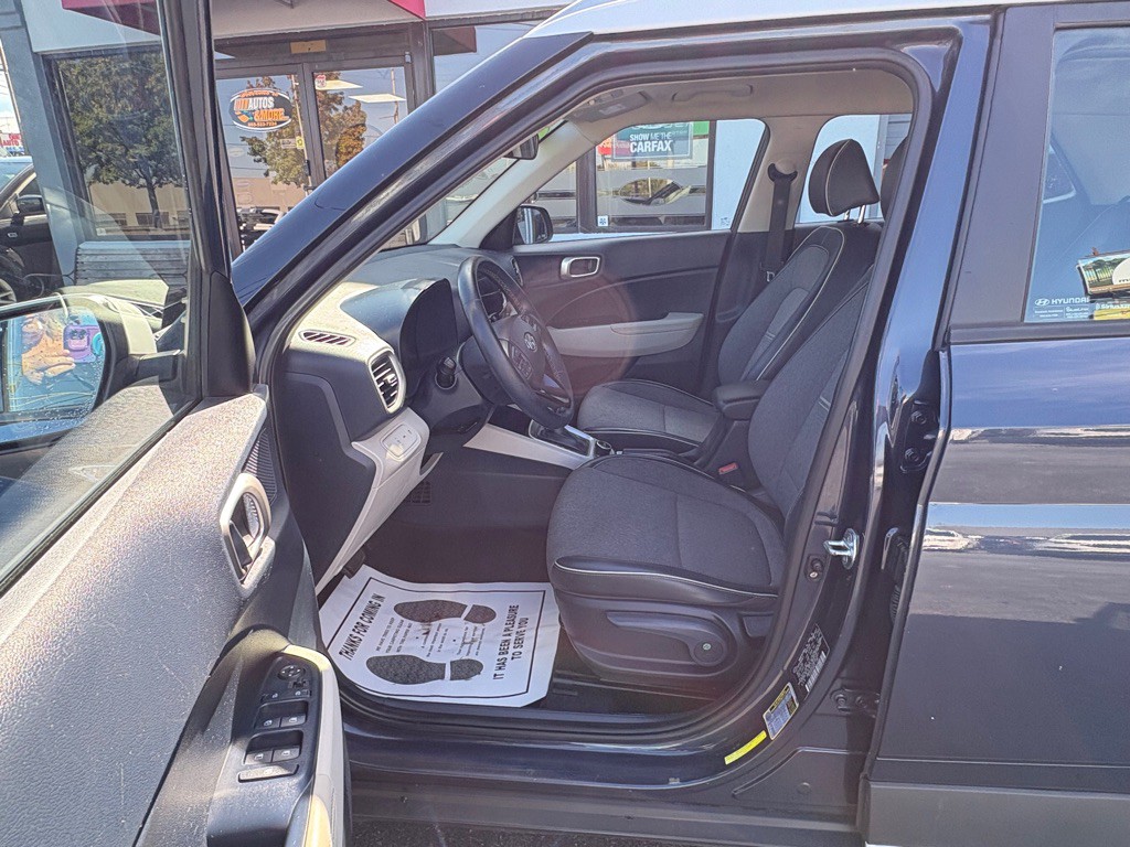 2021 Hyundai Venue Image 12