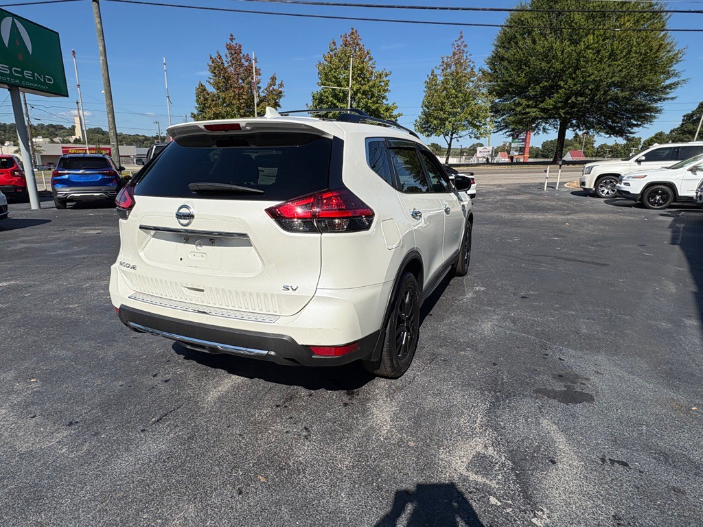 2017 Nissan Rogue Image 6