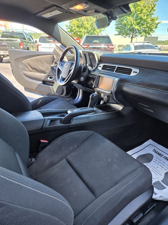 2015 Chevrolet Camaro Image 12