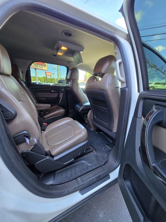 2015 GMC Acadia Image 15